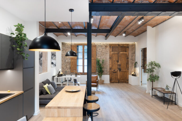 25 09 30_MAR L PRAT_INDUSTRIA 291_01